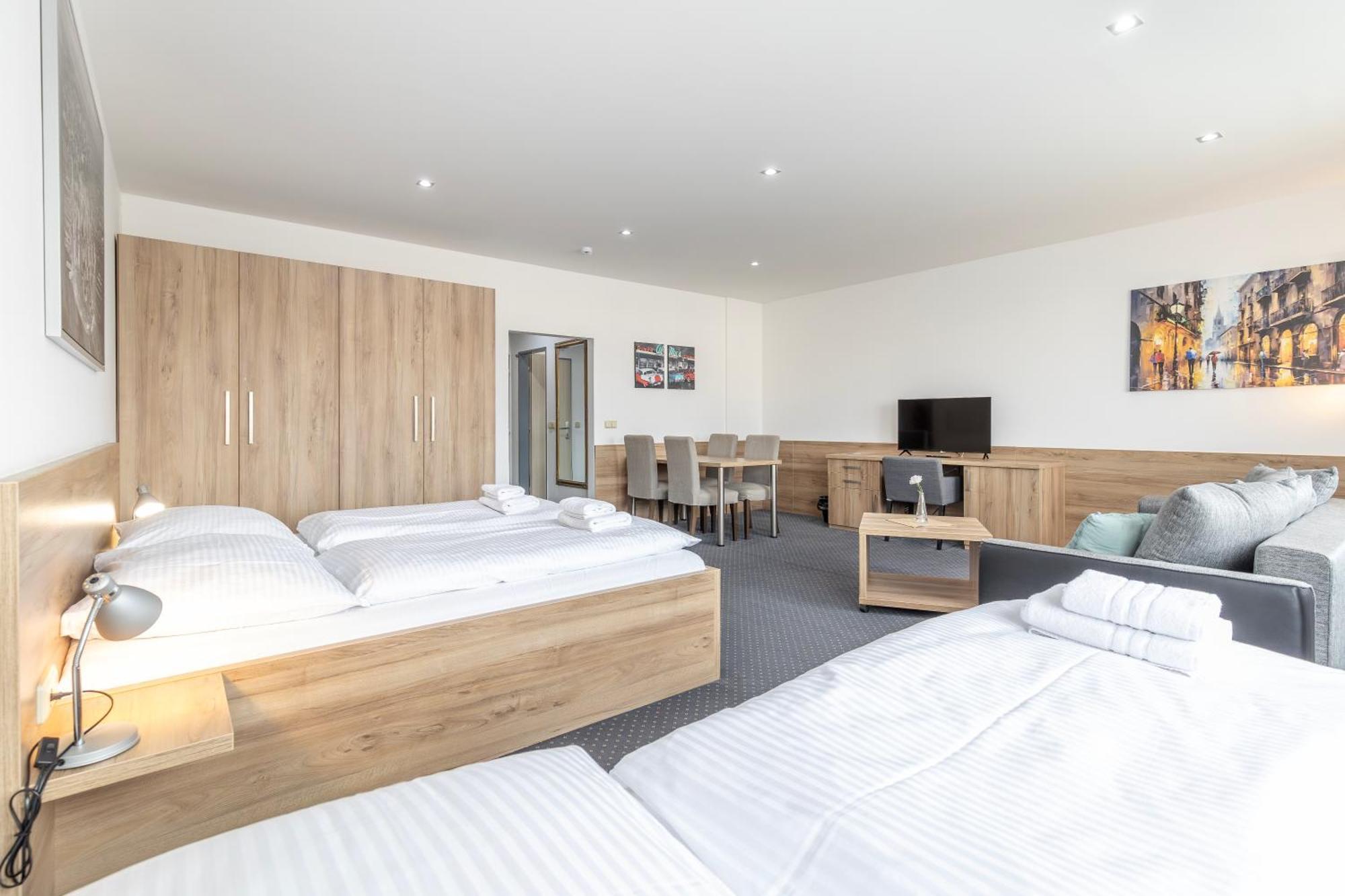 Sport Hotel Centrum Valašské Meziříčí Екстериор снимка